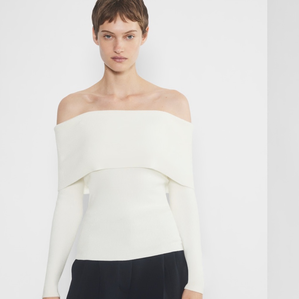 ARITZIA Wilfred off shoulder knit sweater